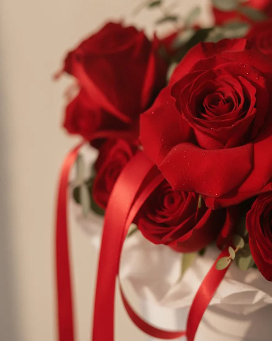 Amour Royal detail — luxury flowers Dubai | Miss Florenski