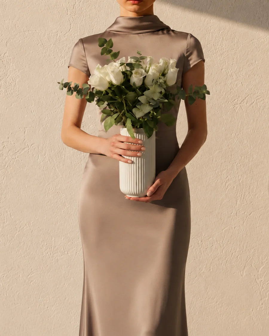 Vase de Fleurs Blanches - Miss Florenski Dubai