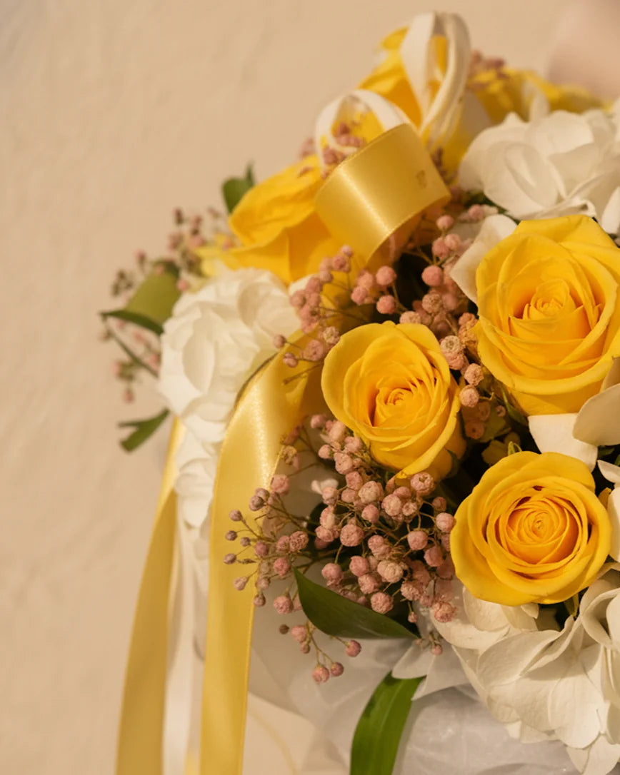 Biscuit à la Vanille detail — luxury flowers Dubai | Miss Florenski