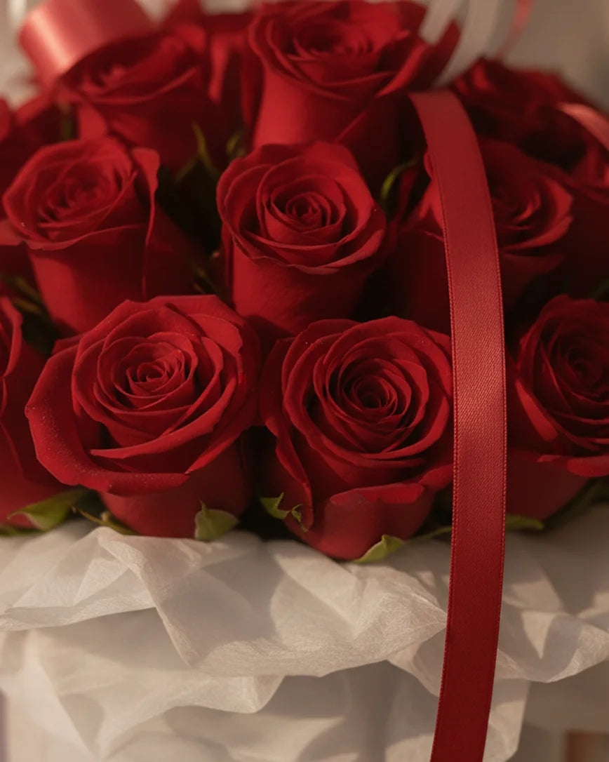 Boîte Rouge detail — luxury flowers Dubai | Miss Florenski