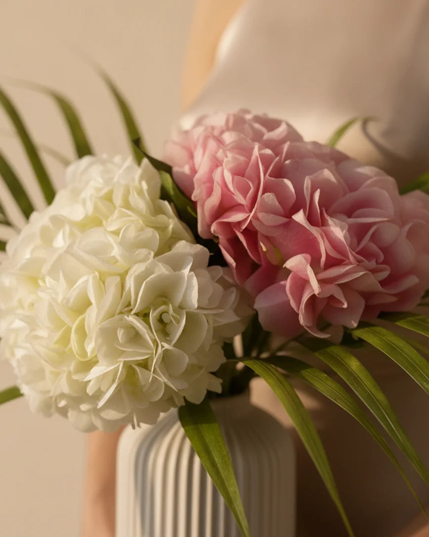 Douce Presence detail — luxury flowers Dubai | Miss Florenski