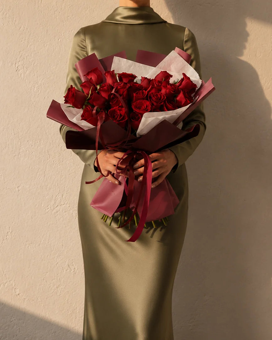 Fleur Valentine detail — luxury flowers Dubai | Miss Florenski