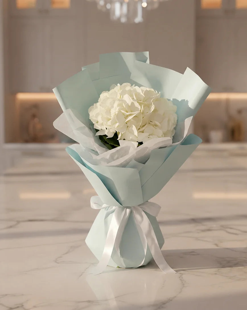 Hortensia Angélique detail — luxury flowers Dubai | Miss Florenski