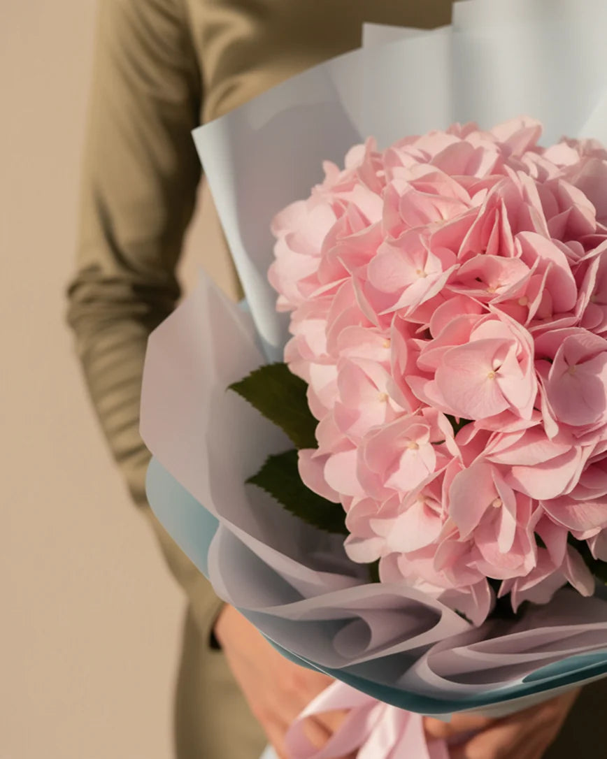Hortensia Aurélie detail — luxury flowers Dubai | Miss Florenski