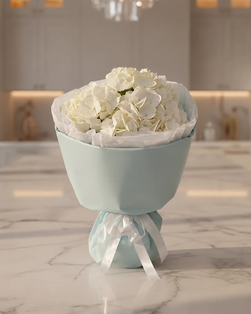 Hortensia Céline detail — luxury flowers Dubai | Miss Florenski