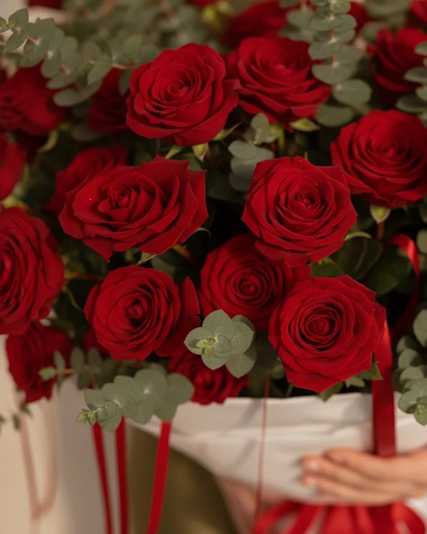 L’Inattendu detail — luxury flowers Dubai | Miss Florenski