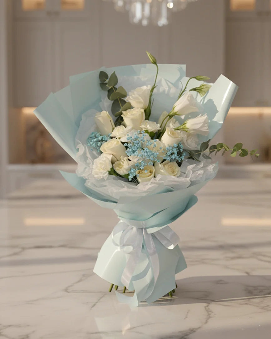 Lagon Bleu detail — luxury flowers Dubai | Miss Florenski